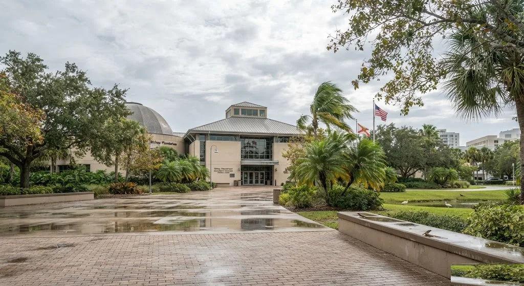 South Florida Museum, Bishop Museum of Science and Nature, Florida
