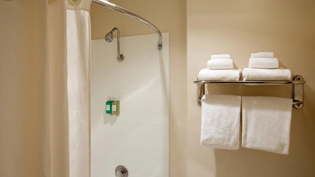 Coast International Inn photo 2