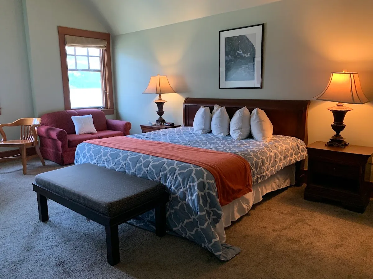 The Inn at Whittier photo 1