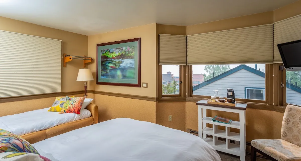Copper Whale Inn photo 1