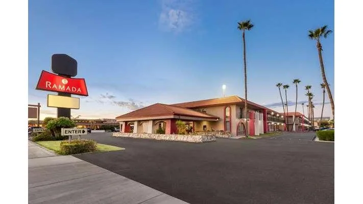Ramada photo 4