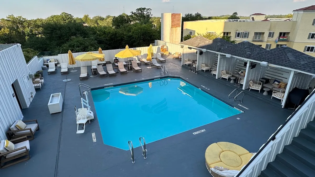 The Starling Atlanta Midtown, Curio Collection by Hilton photo 2