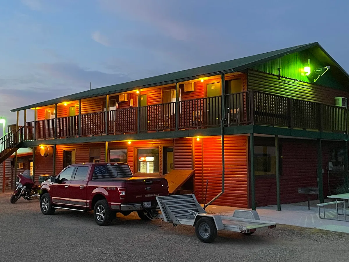 Badlands Hotel and Campground photo 3