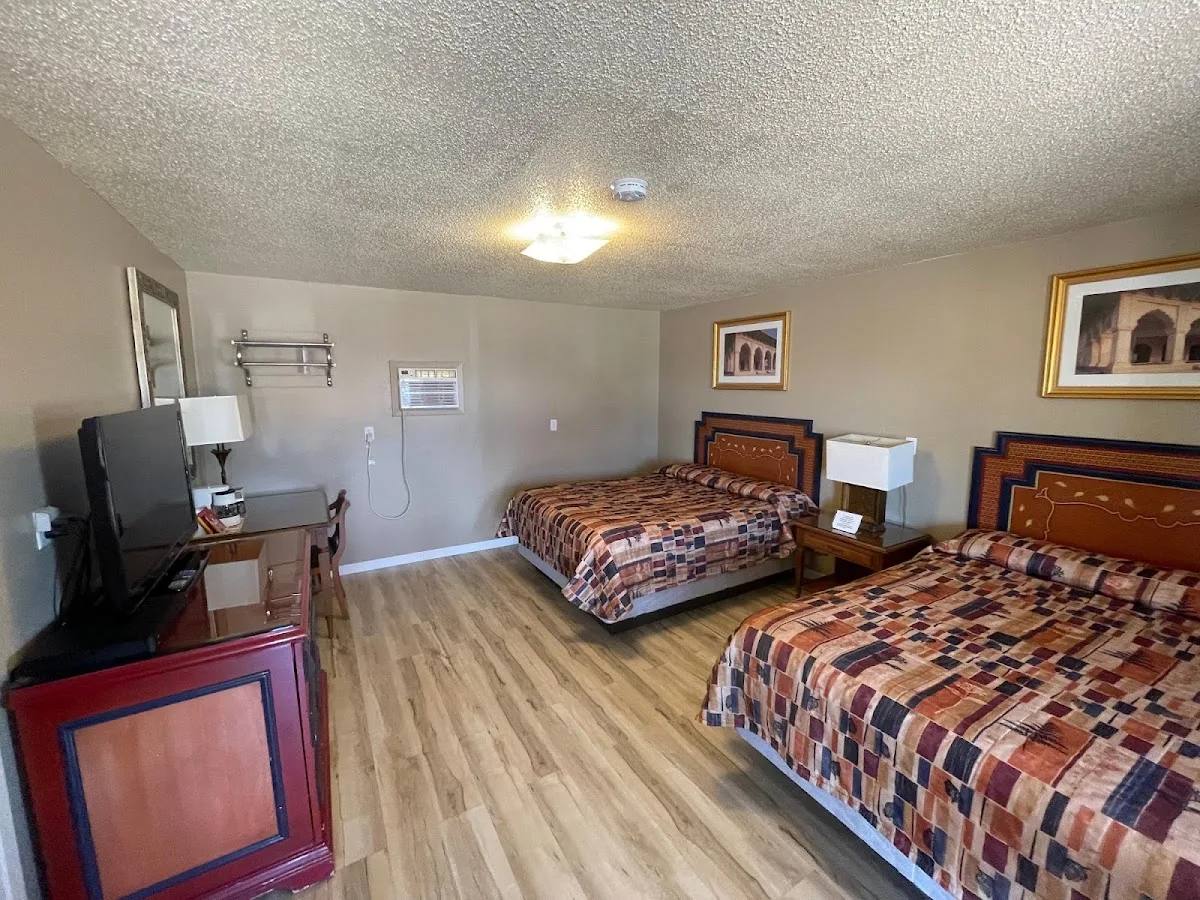 Badlands Hotel and Campground photo 4