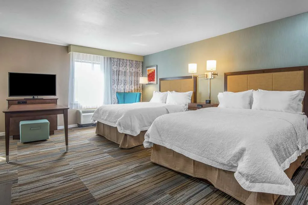Hampton Inn & Suites Los Alamos White Rock photo 1