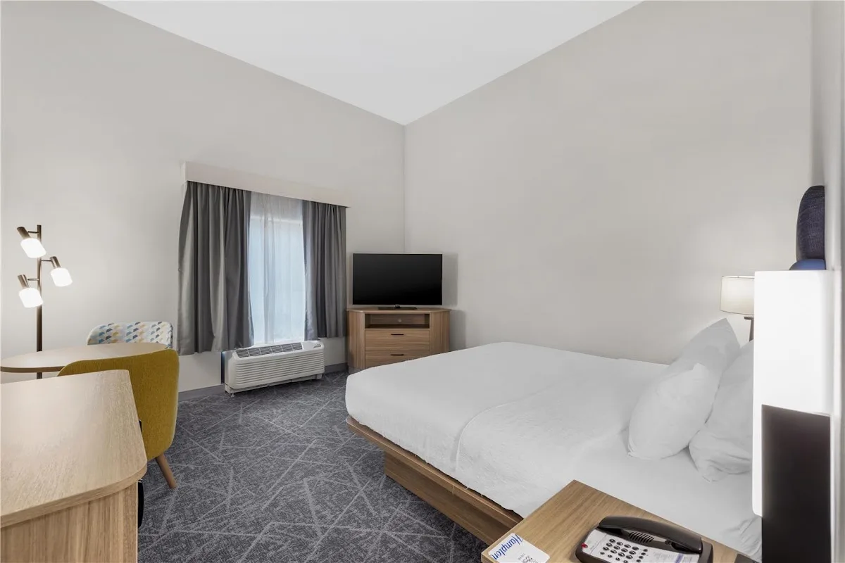 Hampton Inn photo 1