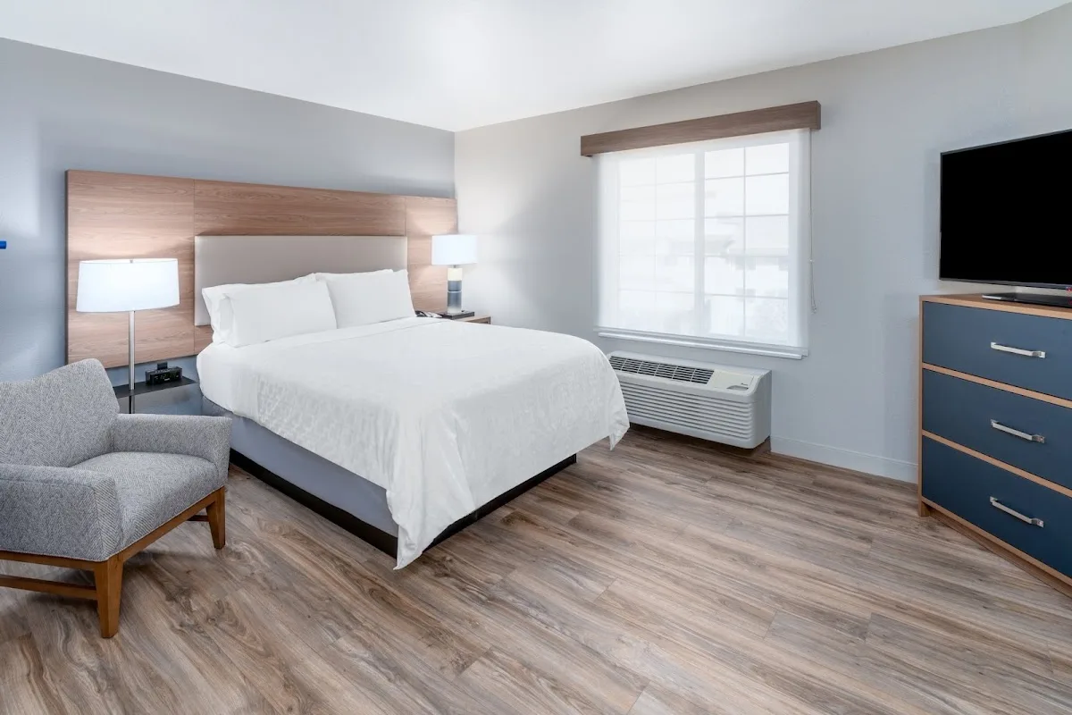 Candlewood Suites photo 1