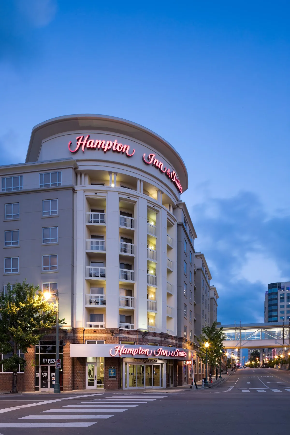 Hampton Inn & Suites Memphis - Beale Street photo 4