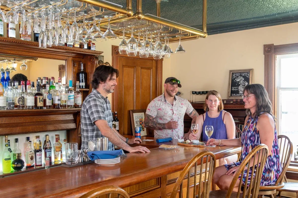 The Old Stagecoach Inn photo 3