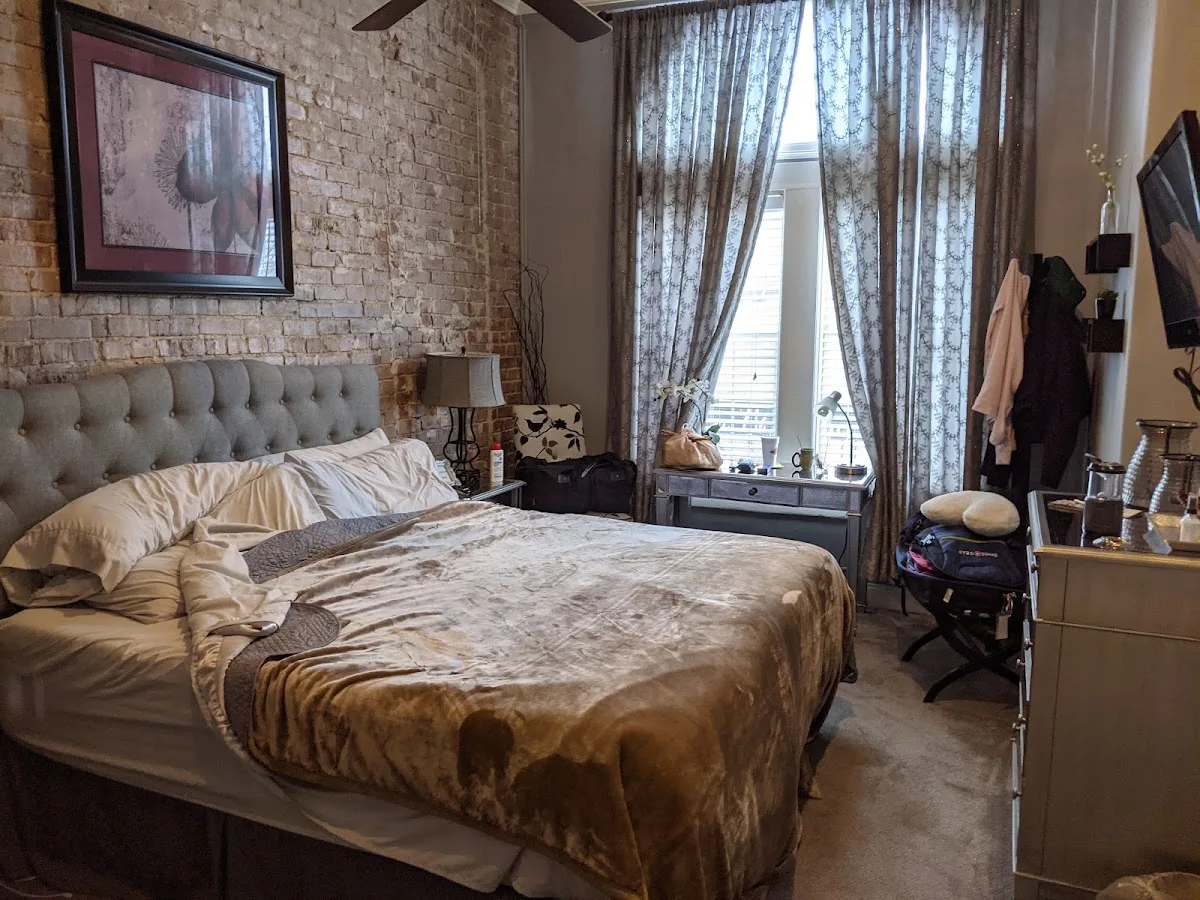 Hamilton House Inn photo 1