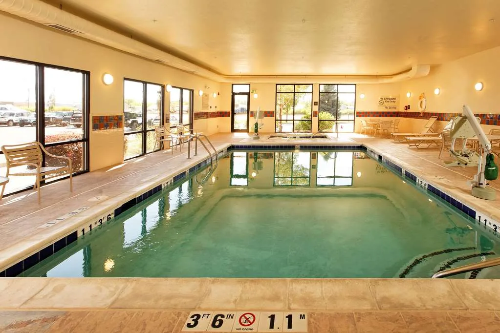 Hampton Inn Montrose photo 2