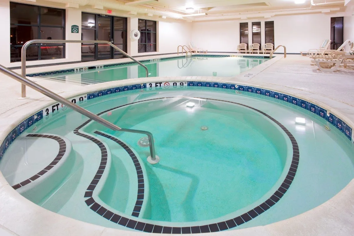 Holiday Inn Express photo 2