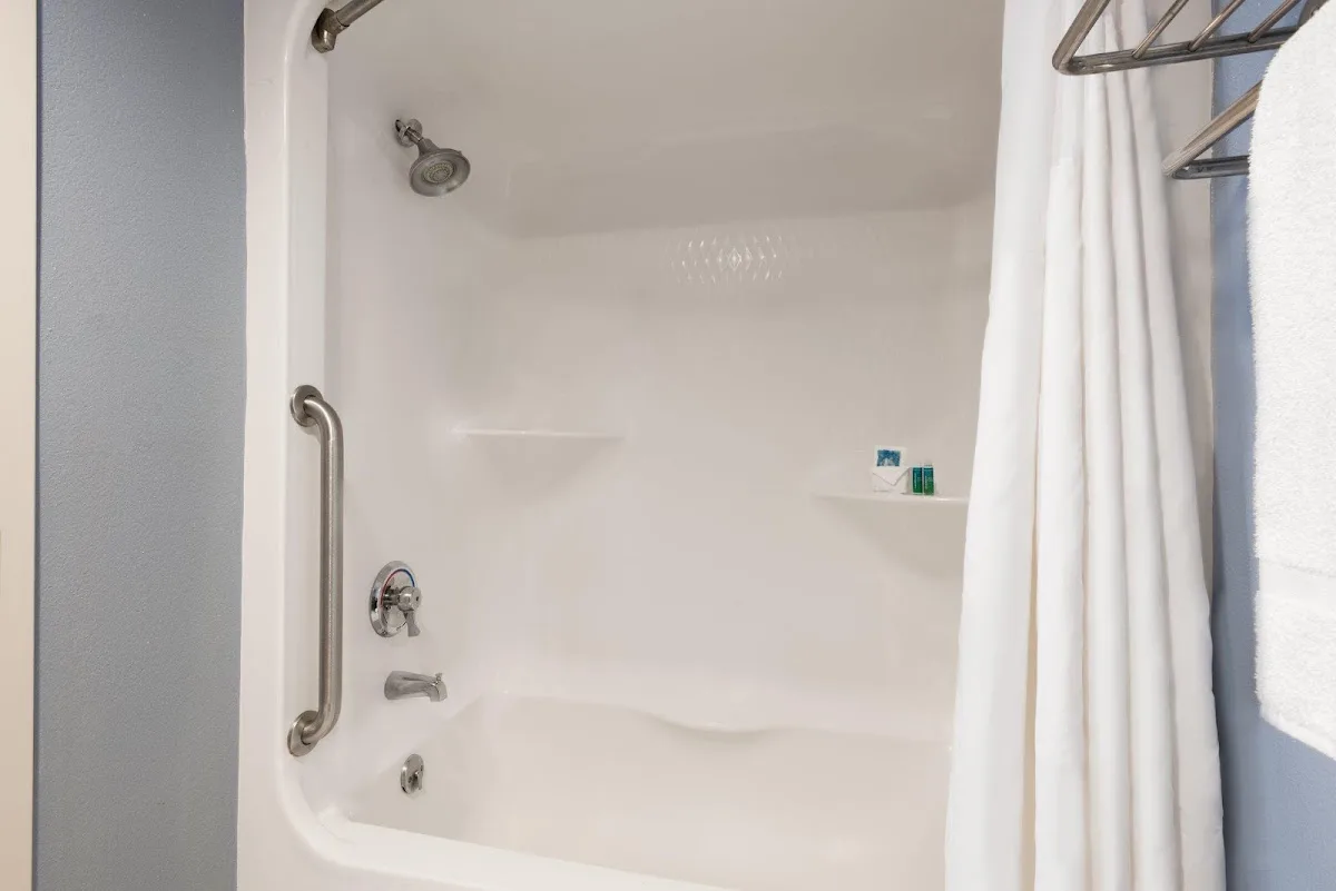Holiday Inn Express photo 3