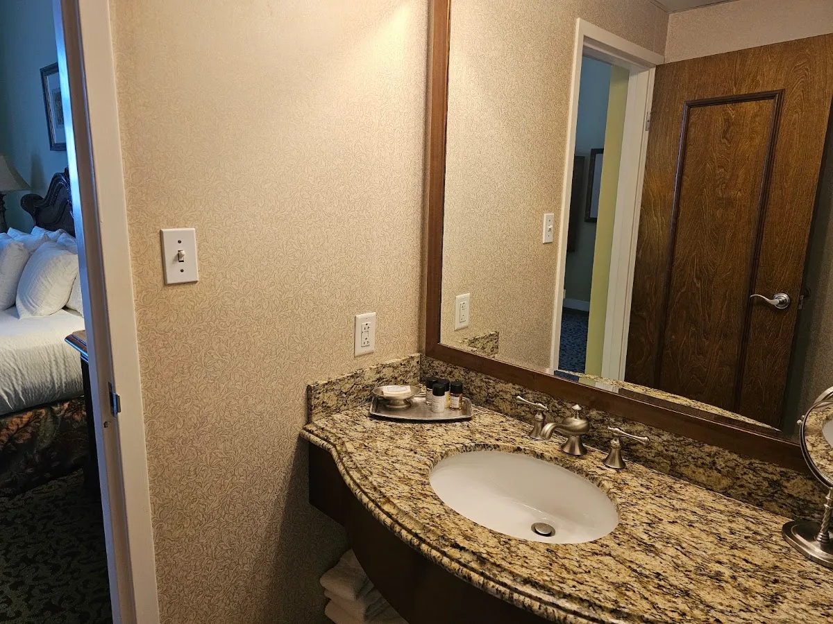 Blennerhassett Hotel photo 2
