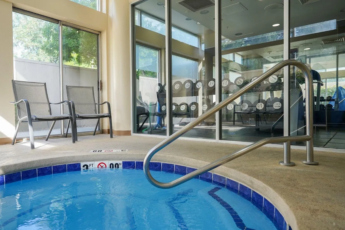 Holiday Inn Express Boise University Area photo 2