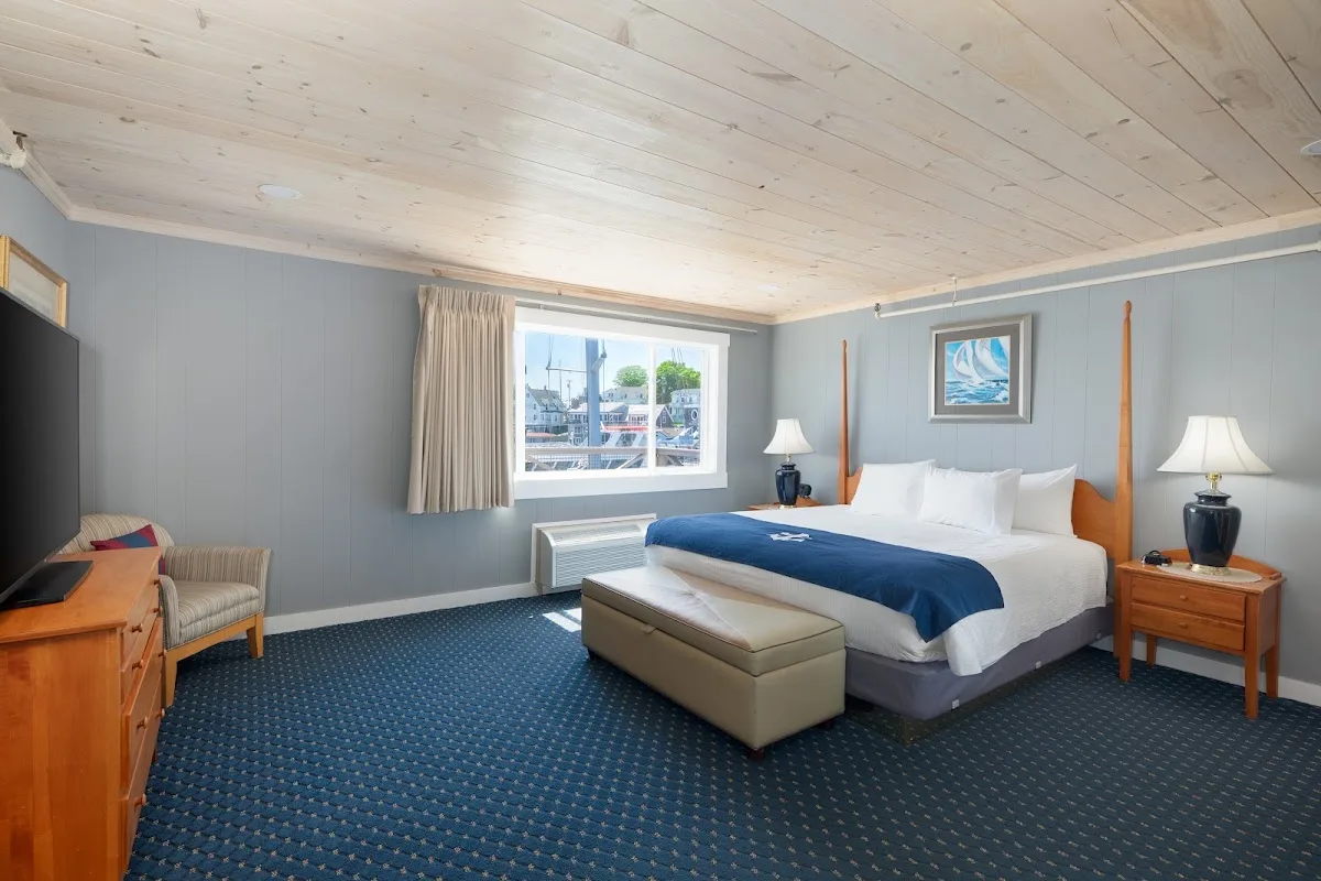 Fisherman's Wharf Inn photo 1