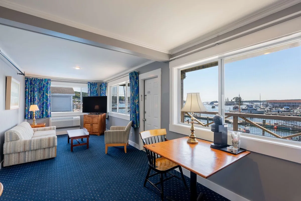 Fisherman's Wharf Inn photo 4