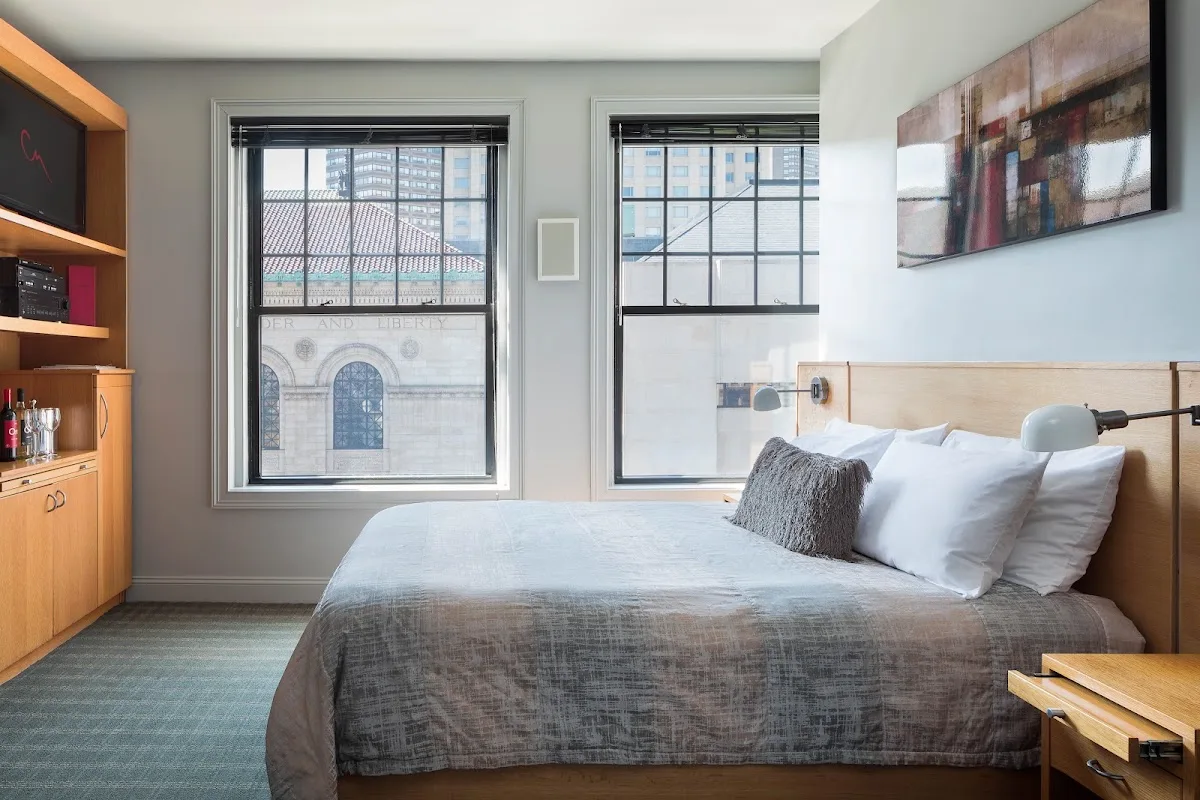 Charlesmark Hotel photo 1