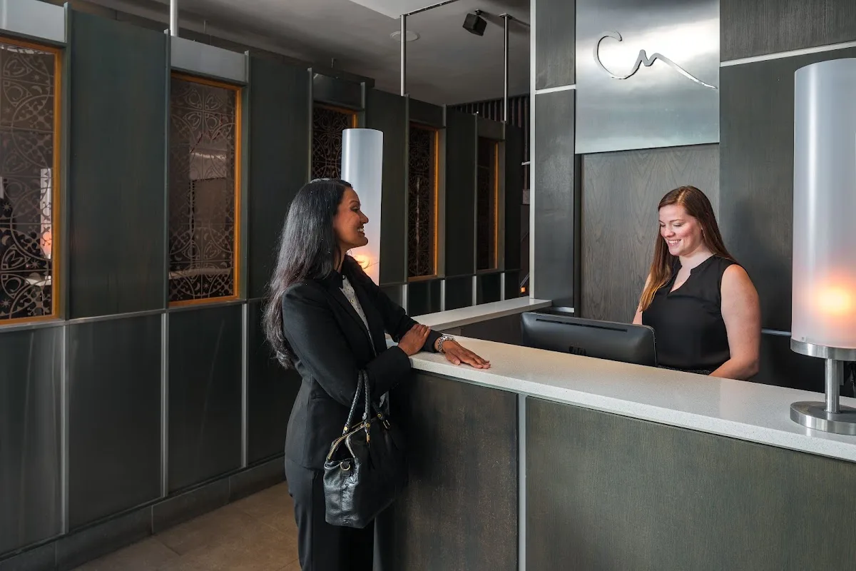 Charlesmark Hotel photo 4