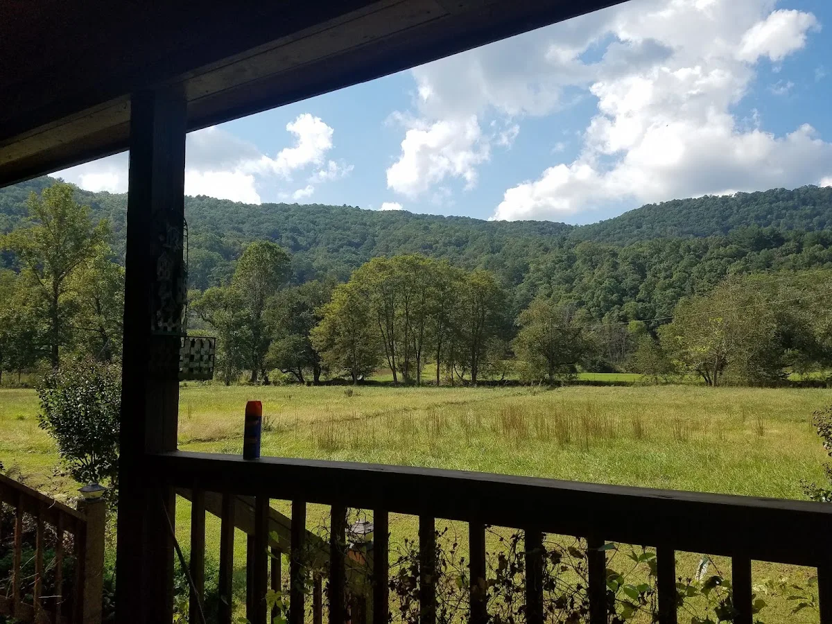 Hiawassee Riverfront Cabin Rental photo 4