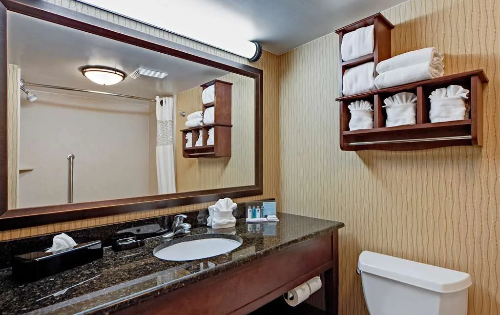 Hampton Inn Myrtle Beach - Broadway @ The Beach photo 2