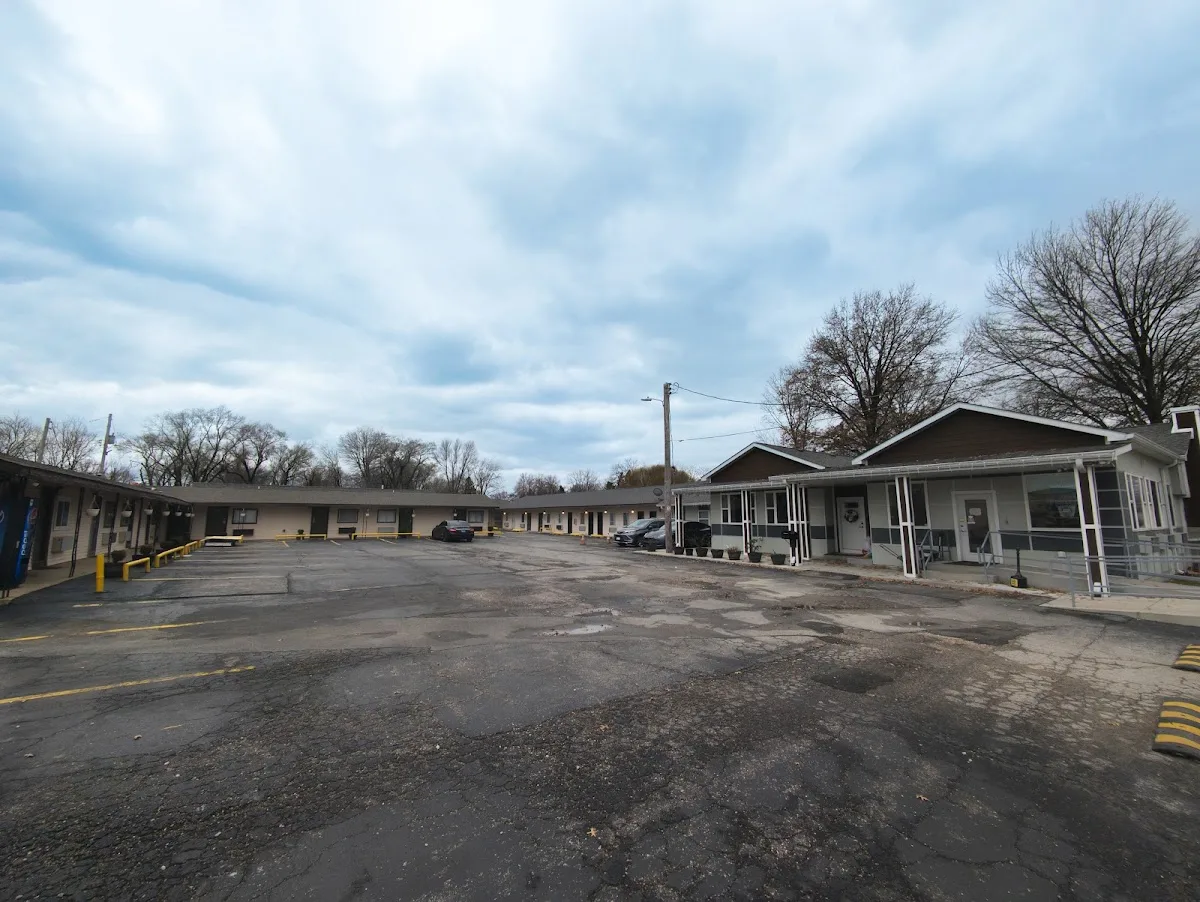 Royal Budget Inn photo 3