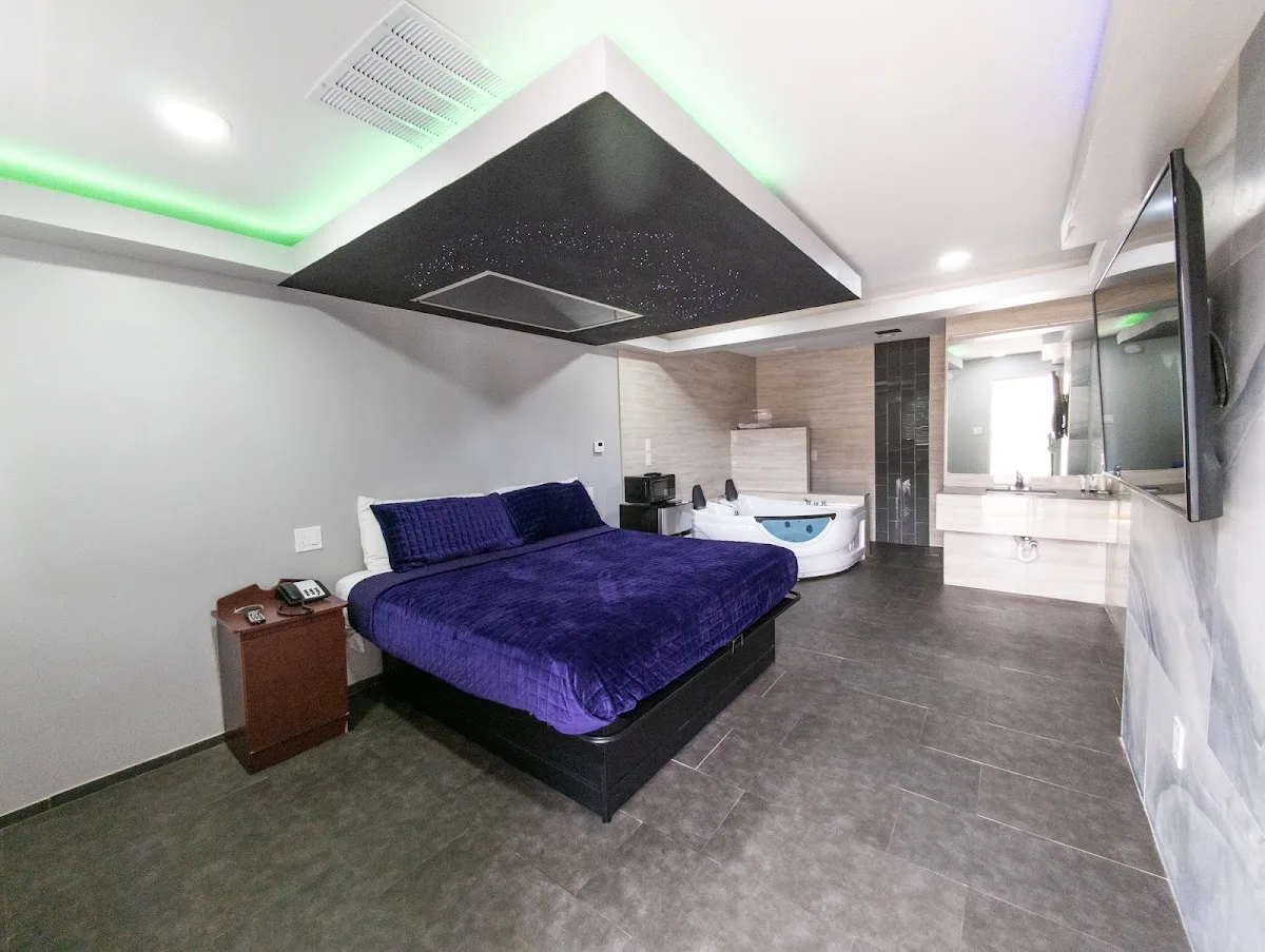 Royal Budget Inn photo 4